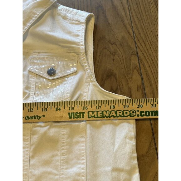 Chico's Platinum Optic White Sequin Frayed Fringe Sleeveless Denim Vest Size 2‎ - Picture 5 of 12